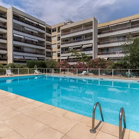 Terrazza Bella Pool - Close To Train Station, Center And 公寓